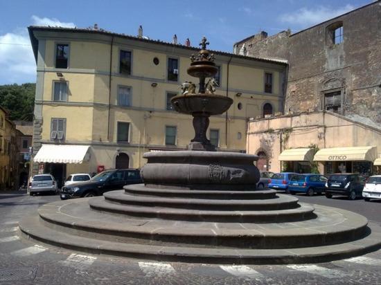 Appartamentino Di Corso Umberto Ronciglione  Luaran gambar