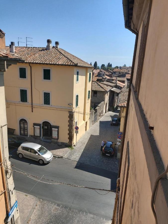 Appartamentino Di Corso Umberto Ronciglione  Luaran gambar