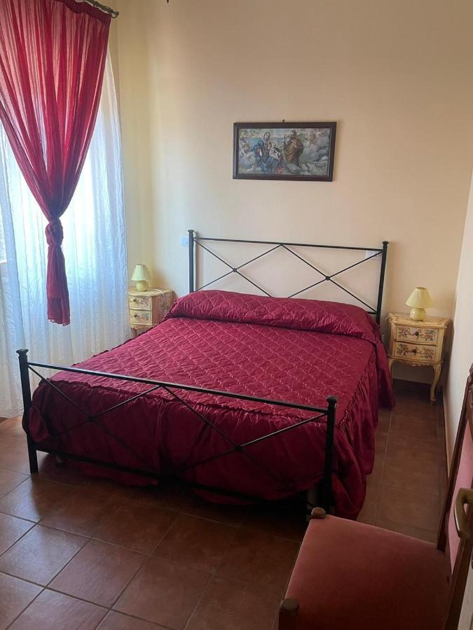 Appartamentino Di Corso Umberto Ronciglione  Luaran gambar